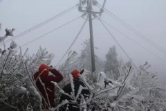 南方电网贵州遵义供电局积极应对新一轮寒潮 确保电网安全稳定运行
