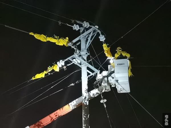 搭接C相引流线