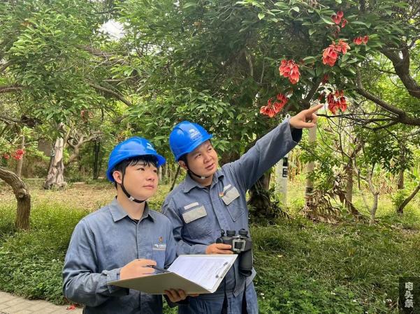 对重点线路进行检查。杨淑娟摄