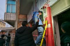南方电网云南曲靖陆良供电局三岔河供电所员工周末抢修为餐馆解忧