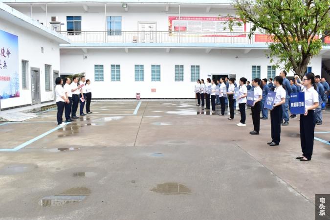 为期6天的职工劳动技能竞赛在开幕式中正式启动。