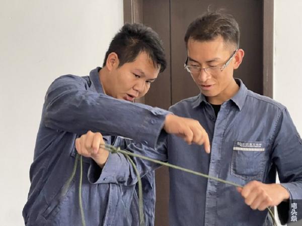 应急特勤队实操竞赛   （何贵佐 摄）